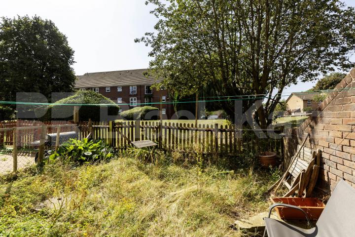 3 bedroom 1 bath close to Seven Sisters Road station with a garden Portland Road,  Seven Sisters